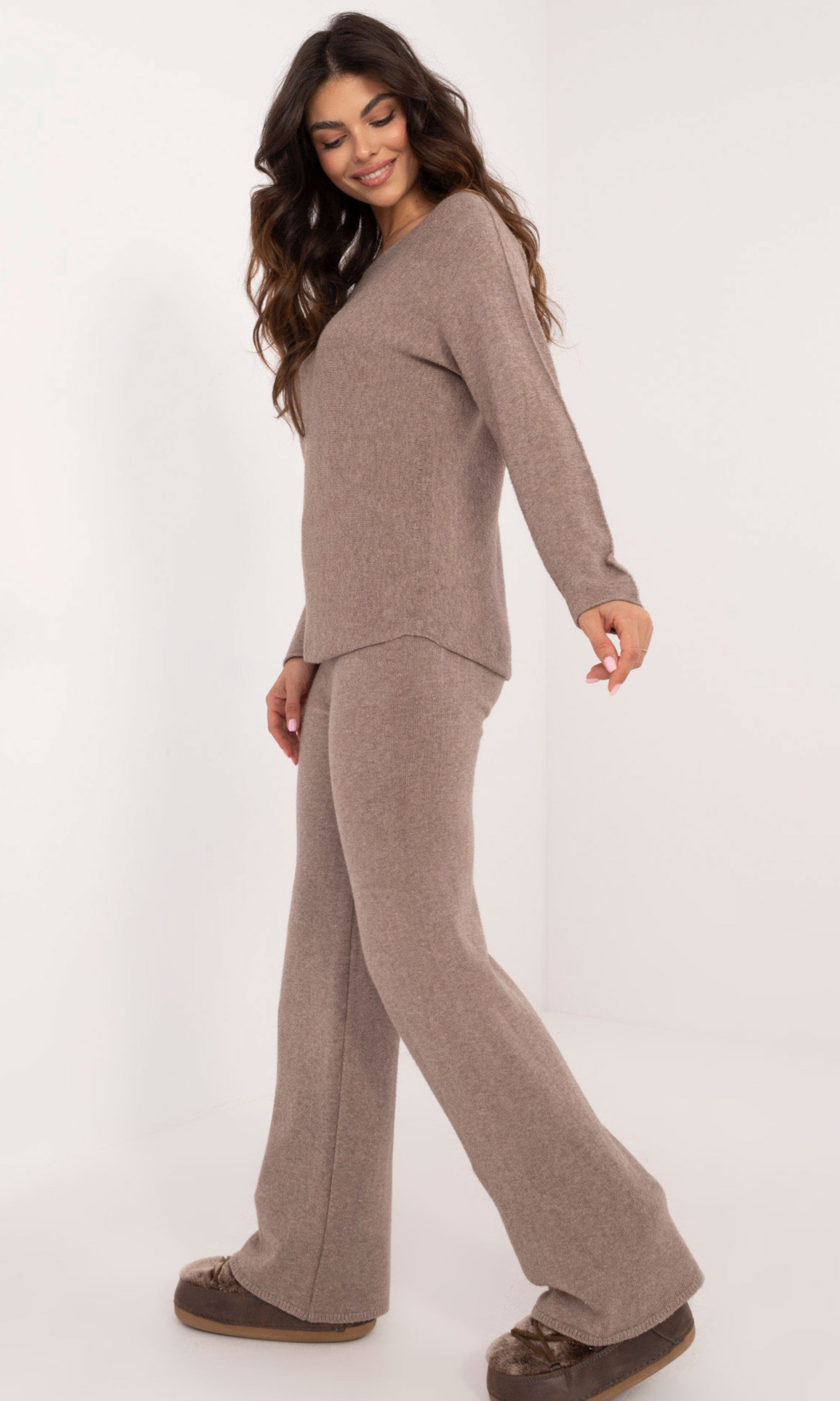Huispak trui en broek 
